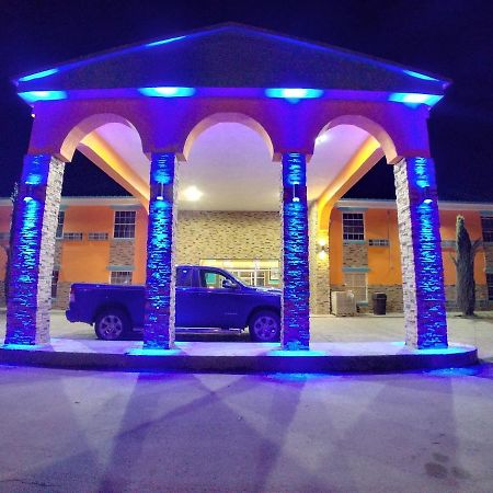 Alien Residence Inn Pecos Εξωτερικό φωτογραφία
