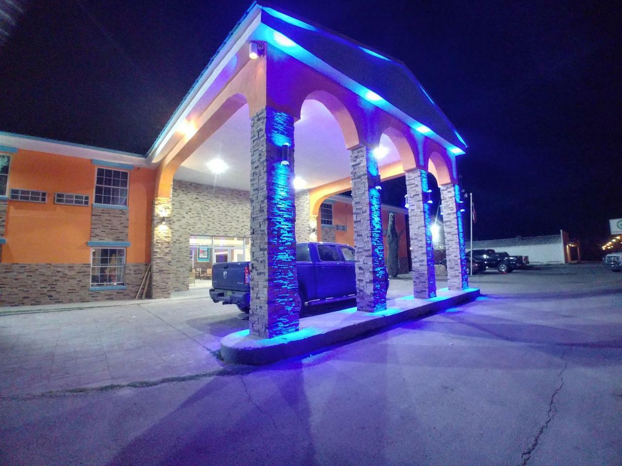 Alien Residence Inn Pecos Εξωτερικό φωτογραφία
